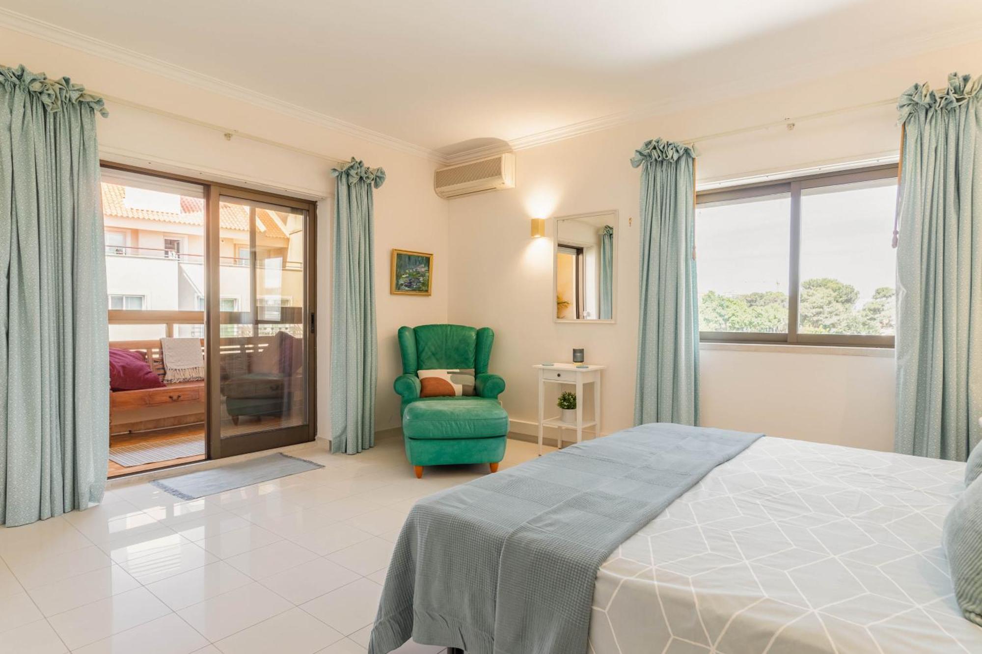 Central Cascais Apartment With Private Parking Εξωτερικό φωτογραφία
