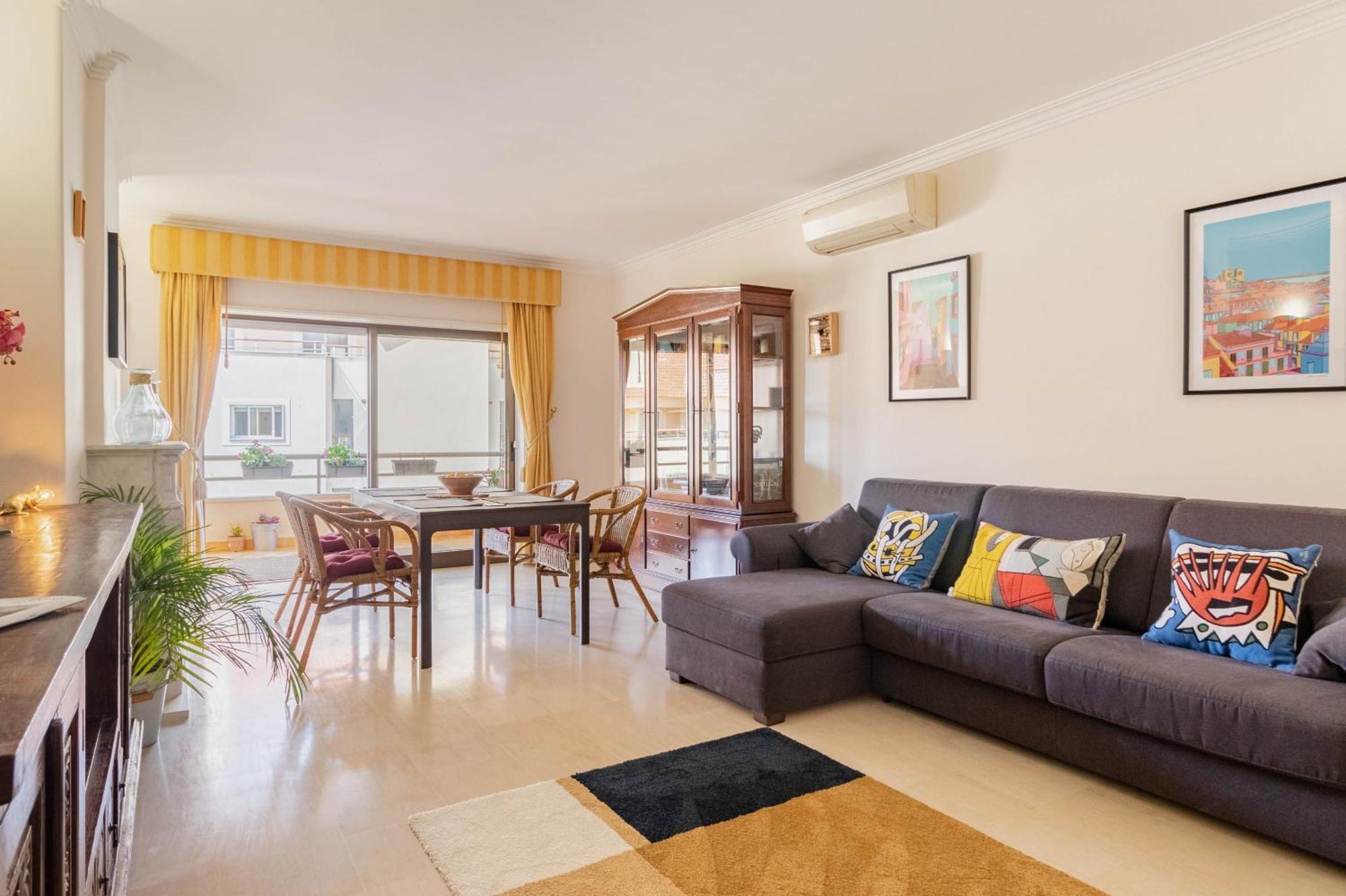 Central Cascais Apartment With Private Parking Εξωτερικό φωτογραφία